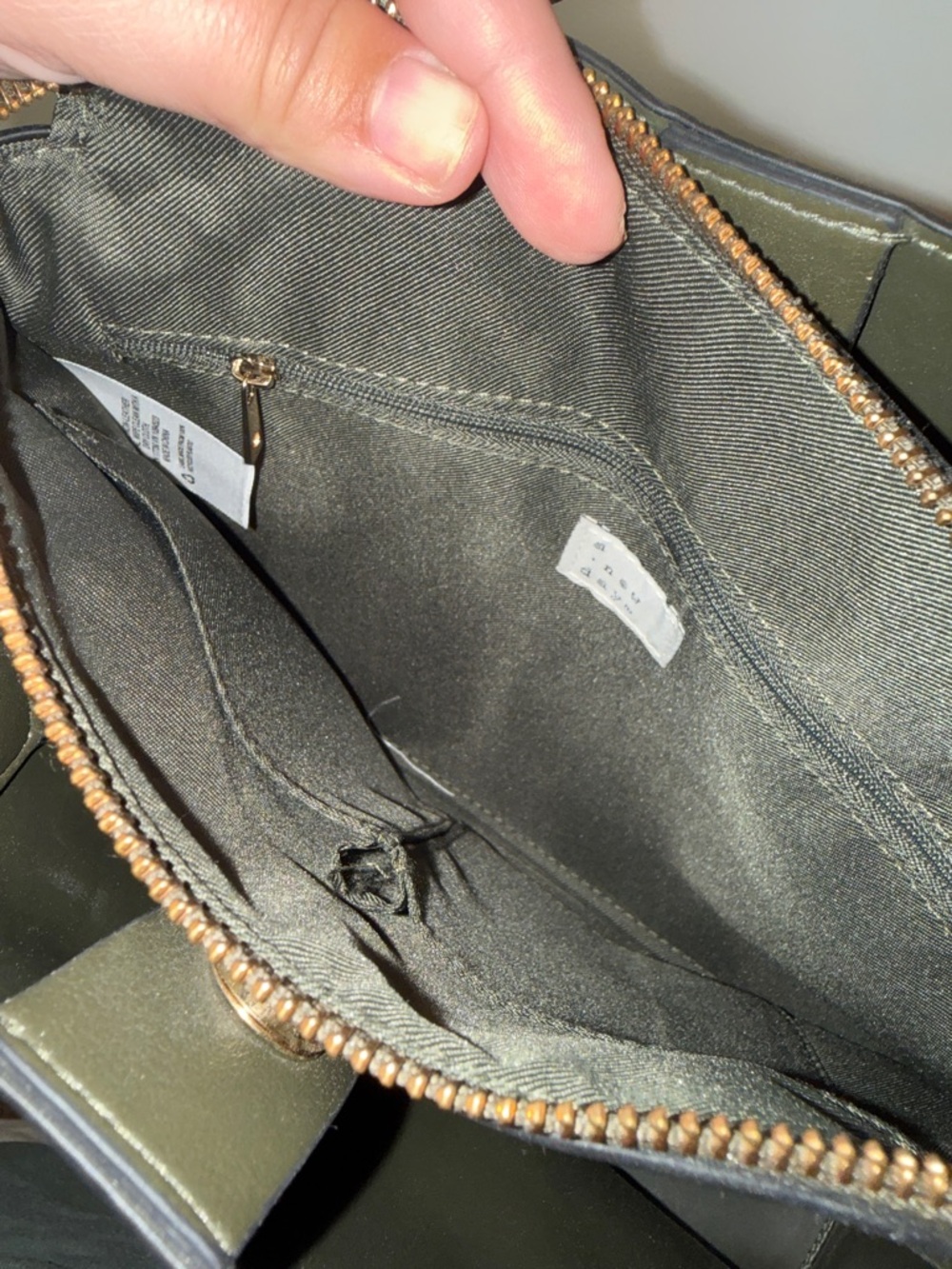 Classic Structured Bag in Olive Green - Picture 6 of 10